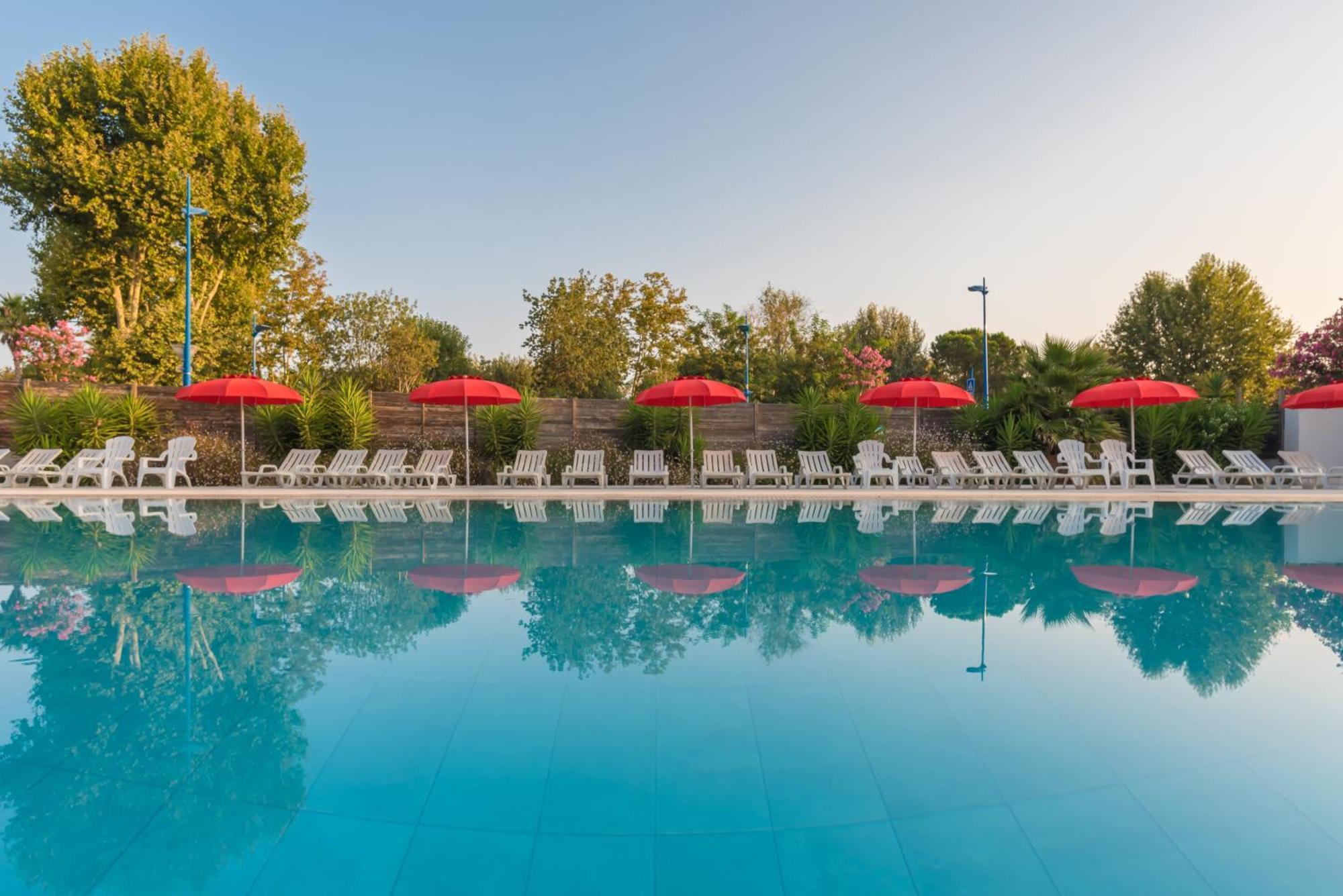 Camping La Plage Argeles 外观 照片